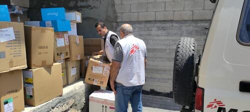 Médecine donations following airstrike Médecine donations following airstrike