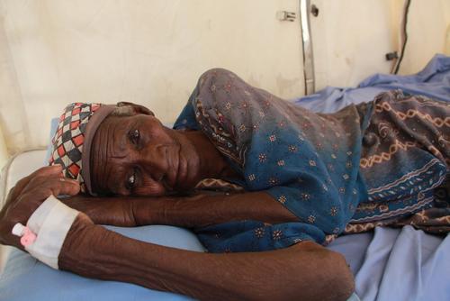 Nigeria: Searching for aid after fleeing the fighting Nigeria: Searching for aid after fleeing the fighting