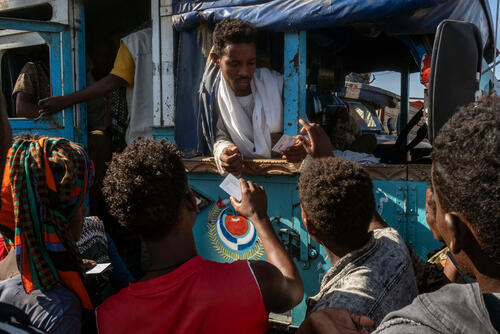 لجوء آلاف الإثيوبيين إلى السودان لجوء آلاف الإثيوبيين إلى السودان